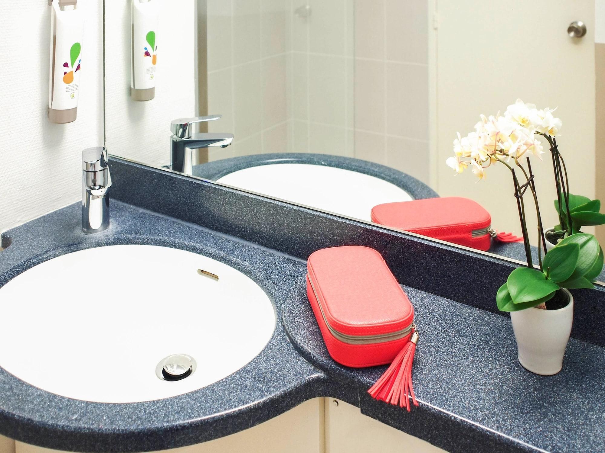 Hotel Ibis Styles Centre Gare 3*