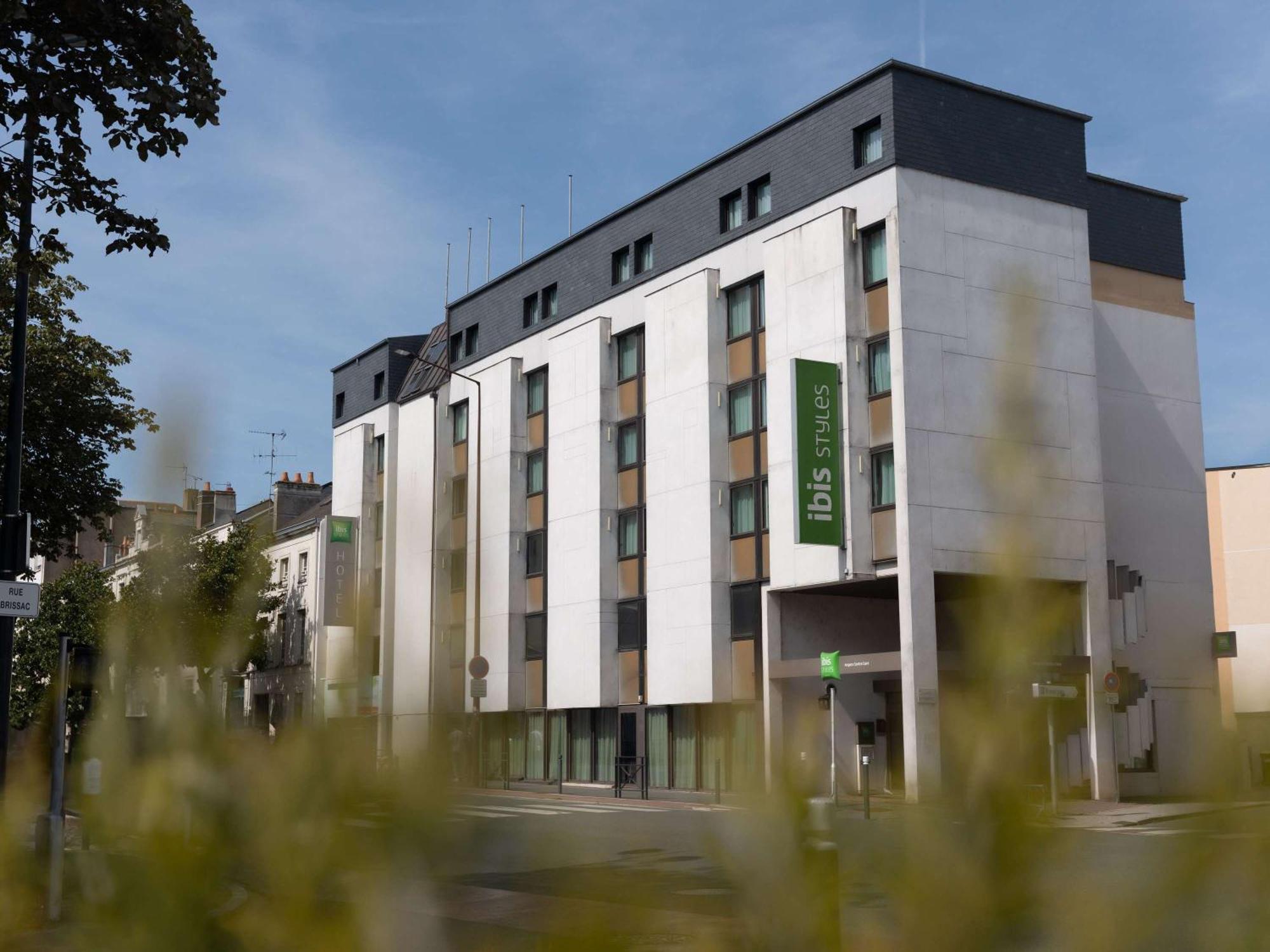 Hotel Ibis Styles Centre Gare 3*